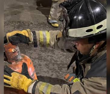 El Cuerpo de Bomberos de Itagüí atendió la emergencia. FOTO: IG BOMBEROS ITAGUÍ
