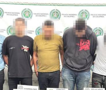 Los hombres serán presentados ante un juez por el delito de secuestro extorsivo. FOTO: POLICÍA METROPOLITANA