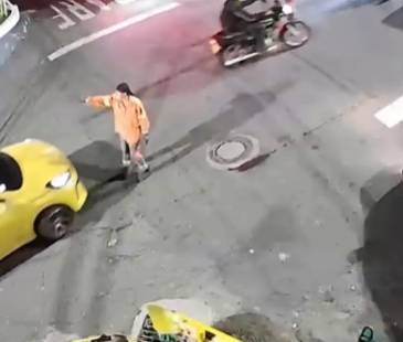 Este es el momento de los hechos en el barrio La Francia. FOTO: REDES 
