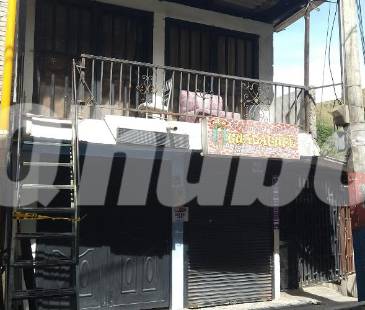 En el segundo piso de este edificio encontraron el cadáver de Jesús Humberto Martínez Gantiva. FOTO: GUILLERMO OSPINA