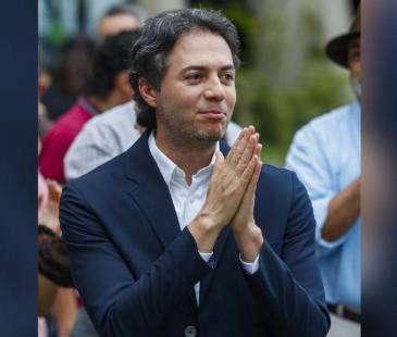 En la entrevista reconoció que no es el favorito y dijo sentirlo como una ventaja. FOTO: MANUEL SALDARRIAGA