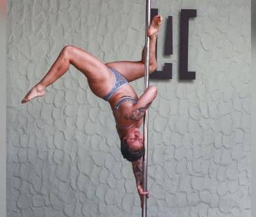 El pole art tiene deporte, danza, teatro y circo: es una disciplina que lo encierra todo. FOTO: MANUEL SALDARRIAGA
