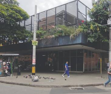 <span class="mln_uppercase_mln">A</span><b><span class="mln_uppercase_mln"> las afueras de esta institución educativa sucedió la riña fatal. FOTO: ANDRÉS FERNANDO GARCÍA HERNÁNDEZ</span></b>