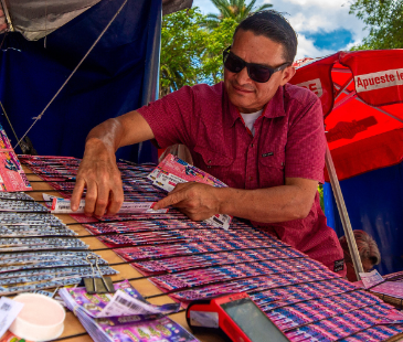 <span class="mln_uppercase_mln">Loterías</span><b><span class="mln_uppercase_mln"> que jugaron este domingo. FOTO: JAIME PÉREZ</span></b>