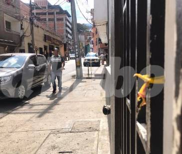 En este lugar cayó herido el hombre. FOTO: LAURA ROSA JIMÉNEZ VALENCIA