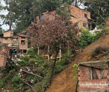 Zona a demoler en Villatina. FOTO: ALCALDÍA DE MEDELLÍN