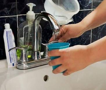 Póngale ojo a las familias que están ahorrando agua como un berraco, son un ejemplo. FOTO: ALCALDÍA DE MEDELLÍN