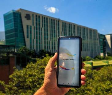 Caída Bancolombia. FOTO: ARCHIVO - CAMILO SUÁREZ