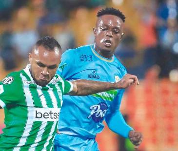 <p>Andrés Sarmiento viene enchufado con el gol y ha aportado a los triunfos verdes en varios </p><p>partidos. FOTO: CAMILO SUÁREZ.</p>