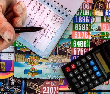 Referencia venta billetes de lotería. FOTO: CAMILO SUÁREZ