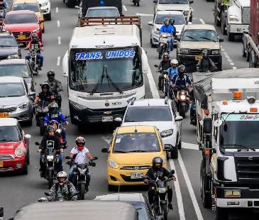 Pico y placa para esta semana en Medellín. FOTO: JAIME PÉREZ MUNÉVAR