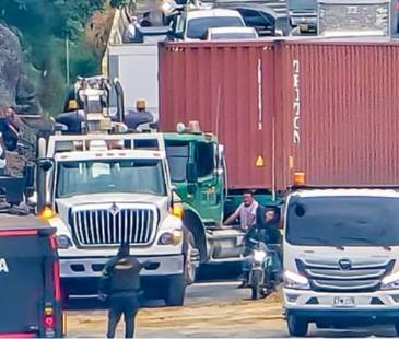 Manifestaciones durante el paro minero en el Bajo Cauca antioqueño. FOTO: SANTIAGO OLIVARES TOBÓN