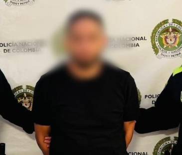 Capturado por presunto robo a adulta mayor en el barrio Las Vegas. FOTO: POLICÍA METROPOLITANA VALLE DE ABURRÁ