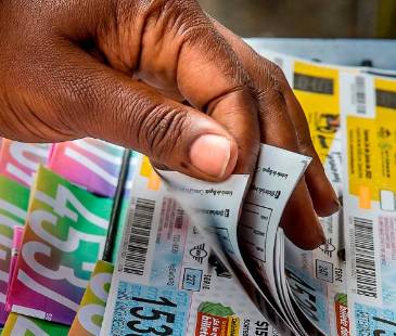 Venta de loterías. FOTO: JUAN ANTONIO SÁNCHEZ 