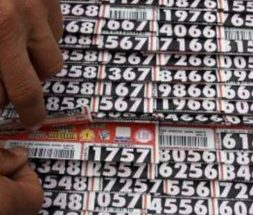 Ganadores de la lotería. FOTO: JULIO CÉSAR HERRERA