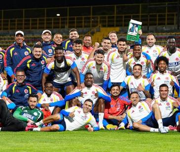 Plantel completo de la Selección Colombia ya está listo para para disputar la Copa del Mundo. FOTO: CORTESÍA FEDERACIÓN COLOMBIANA DE FÚTBOL