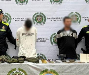 Capturados por presunto abastecimiento de material de intendencia a disidencias de las Farc. FOTO: CORTESÍA ALCALDÍA DE MEDELLÍN