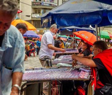 Venta de loterías y chances en Medellín. FOTO: ARCHIVO - CAMILO SUÁREZ