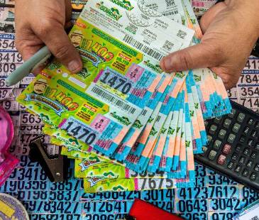 Revise los resultados de las loterías sorteadas el viernes, 5 de diciembre. FOTO: ANDRÉS CAMILO SUÁREZ ECHEVERY