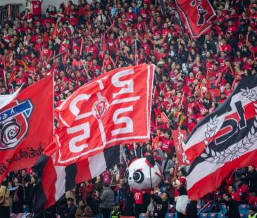 Imagen ilustrativa de los hinchas en China, no corresponde a la noticia. FOTO: GETTY IMAGES 