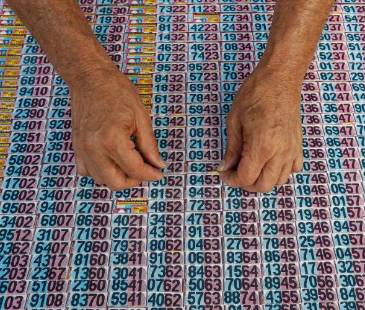 Venta de loterías. FOTO: MANUEL SALDARRIAGA QUINTERO