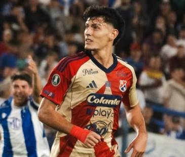 Enzo Larrosa, delantero del Independiente Medellín. FOTO: DIM