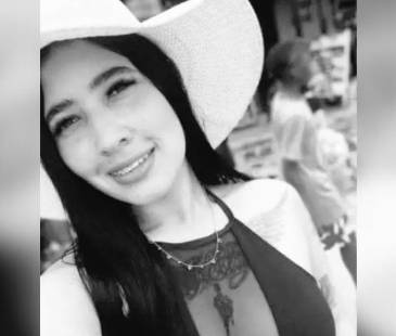 Ella es Kelly Sorani Echeverry Echavarría, víctima fatal. FOTO: TOMADA DE X @CORPADES