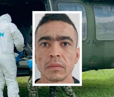 El cadáver de Edward Alexánder Cartagena Ortiz, alias Cartagena, fue sacado de la zona donde fue abatido en un helicóptero del Ejército Nacional. FOTO: TOMA DE VIDEO EJÉRCITO NACIONAL (FONDO) Y CORTESÍA (DETALLE)
