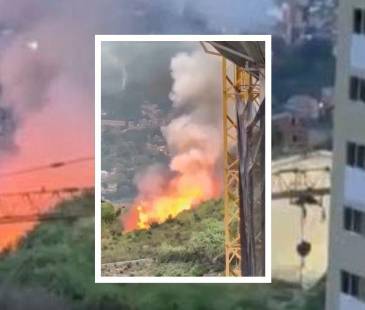 Sucedió en el sector La Pradera, en un punto en donde, según el alcalde, suelen arrojarse residuos de manera ilegal. FOTOS: FACEBOOK COMUNICADOS MEDELLÍN Y VIBRA PAISA
