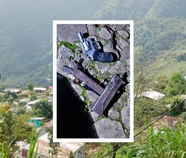 Referencia soldados custodiando zona rural de Antioquia y armamento incautado en combate (detalle). FOTOS: CORTESÍA EJÉRCITO NACIONAL (FONDO) Y SÉPTIMA DIVISIÓN (DETALLE)