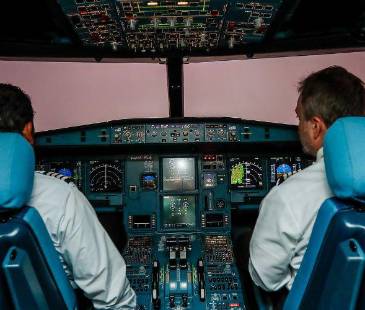 Airbus detectó otro problema en su flota A320 justo cuando intenta terminar las actualizaciones que frenaron los vuelos. FOTO: JAIME PÉREZ MUNÉVAR