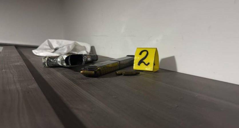 Elementos incautados a alias Fénix. FOTO: MINISTERIO DEL INTERIOR ECUADOR 