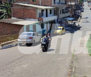 <span class="mln_uppercase_mln">En</span><b><span class="mln_uppercase_mln"> este sector del barrio La Piñuela ocurrió el doble homicidio. FOTO: ANDRÉS FERNANDO GARCÍA HERNÁNDEZ</span></b>