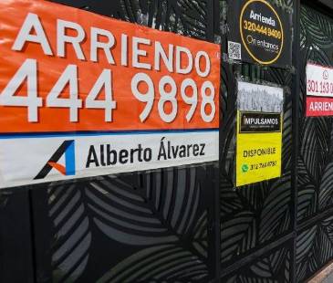 Diferentes establecimientos, no solo en el Parque Lleras, han tenido que cerrar. FOTO: MANUEL SALDARRIAGA QUINTERO