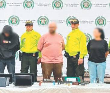 Los presuntos delincuentes fueron capturados simultáneamente en varios sectores de Medellín. FOTO: CORTESÍA POLICÍA METROPOLITANA