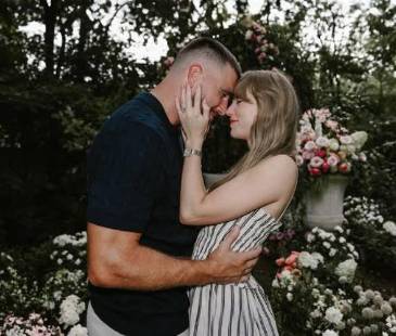La pareja anunció su compromiso el pasado 26 de agosto en sus redes sociales. FOTO: INSTAGRAM @TAYORSWIFT