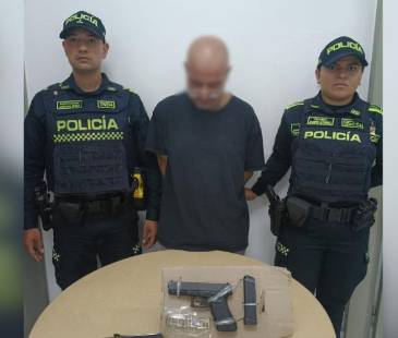 <span class="mln_uppercase_mln">El</span><b><span class="mln_uppercase_mln"> hombre tendrá que responder por los delitos de porte de armas y homicidio. FOTO: CORTESÍA POLICÍA METROPOLITANA </span></b>