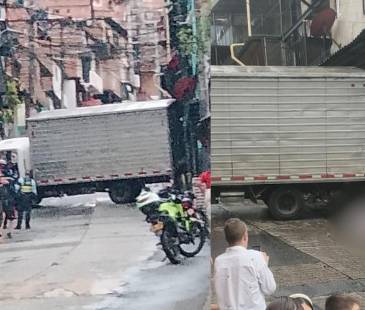 Este es el camión implicado en el accidente.FOTO: CORTESÍA Y DENUNCIAS ANTIOQUIA