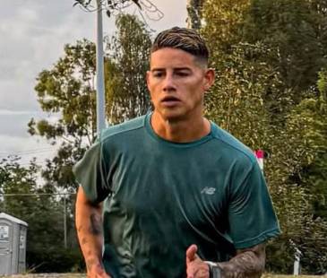 El capitán de la Selección Colombia, al parecer, habría jugado enfermo en el duelo ante Francia el domingo, 29 de marzo. FOTO: INSTAGRAM @jamesrodriguez10