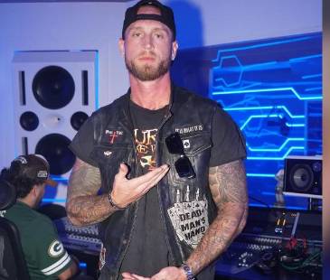 <span class="mln_uppercase_mln">Chet</span><b><span class="mln_uppercase_mln"> Hanks es el tercer hijo de Tom Hanks, producto de su matrimonio con Rita Wilson. FOTO: TOMADA DE INSTAGRAM @chethanx</span></b>