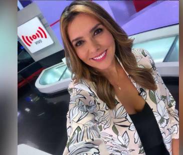 Mónica Rodríguez lleva más de 20 años como periodista. FOTO: INSTAGRAM