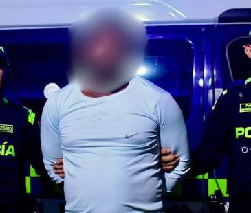 <span class="mln_uppercase_mln">El</span><b><span class="mln_uppercase_mln"> hombre fue capturado en la comuna 10 - La Candelaria. FOTO: CORTESÍA POLICÍA METROPOLITANA </span></b>