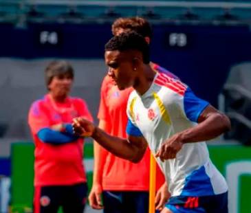 Jhon Córdoba, delantero centro chocoano al servicio de la Tricolor. FOTO: JUAN ANTONIO SÁNCHEZ - ENVIADO ESPECIAL