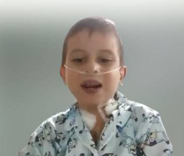 Contó que se encuentra en recuperación con terapias y acompañamiento médico. FOTO: CAPTURA DE VIDEO X BLUSANTANDERES
