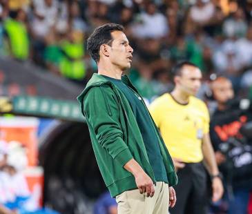 El entrenador de 40 años conquistó el título de la Copa Colombia; en caso de salir, suena de nuevo Reinaldo Rueda. FOTO: MANUEL SALDARRIAGA