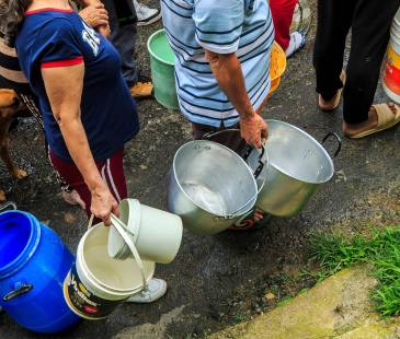 Interrupción de agua EPM. FOTO: CAMILO SUÁREZ