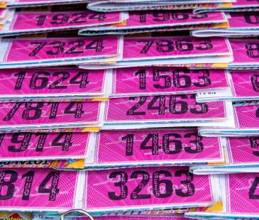 Venta de loterías en Medellín. FOTO: ARCHIVO - EDWIN BUSTAMANTE