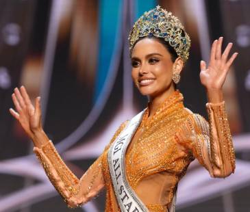Vanessa Pulgarín es comunicadora, tiene 34 años y lo suyo son los concursos de belleza, ha participado en 6<span class="mln_small-caps_mln">. FOTO: INSTAGRAM @missgrandinternational</span>