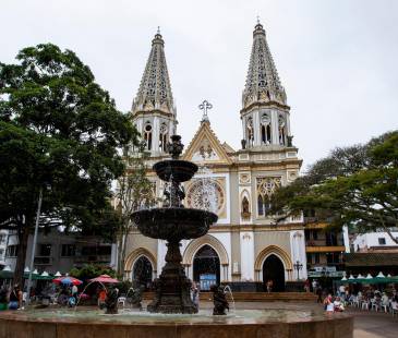 Parque principal de Andes. FOTO: JULIO CÉSAR HERRERA