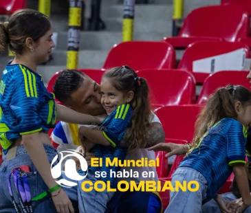El jugador colombiano Juan Camilo Portilla junto a su familia. FOTO: JUAN ANTONIO SÁNCHEZ 